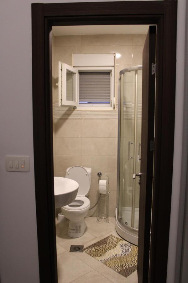 Delta Studio Apartman Podgoriţa Exterior foto